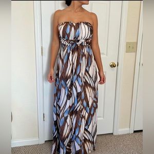 Jessica Simpson Size M, "Maternity" can be worn while pregnant and not pregnant